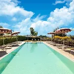 Prázdninový dům In A With 2 Swimming Pools *