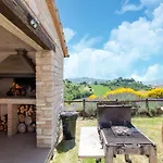 In A With 2 Swimming Pools Casa vacanze *