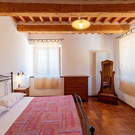 In A With 2 Swimming Pools Casa vacanze