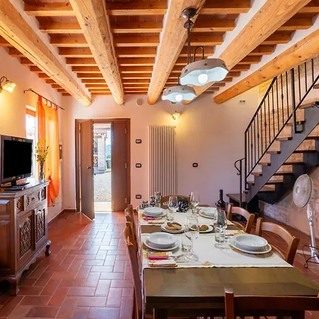 Casa vacanze In A With 2 Swimming Pools *