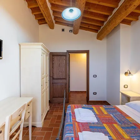 In A With 2 Swimming Pools Casa vacanze *