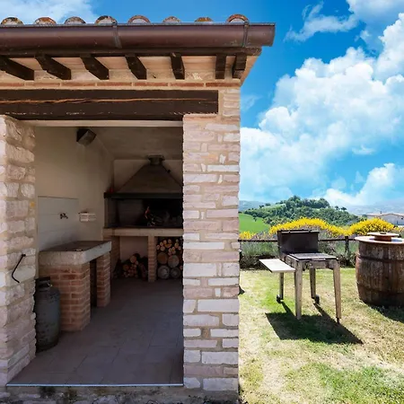 In A With 2 Swimming Pools Casa vacanze