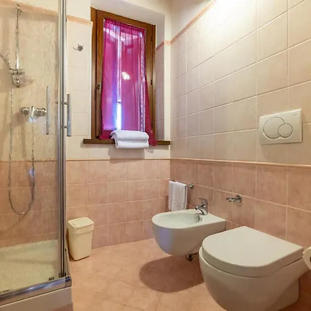 In A With 2 Swimming Pools Casa vacanze