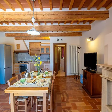 Casa vacanze In A With 2 Swimming Pools