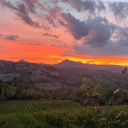 Casa vacanze In A With 2 Swimming Pools Cagli