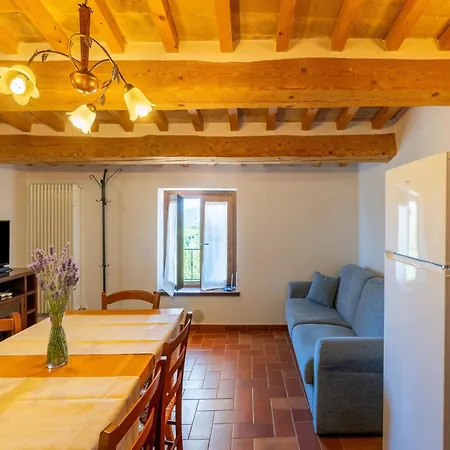 In A With 2 Swimming Pools * Cagli