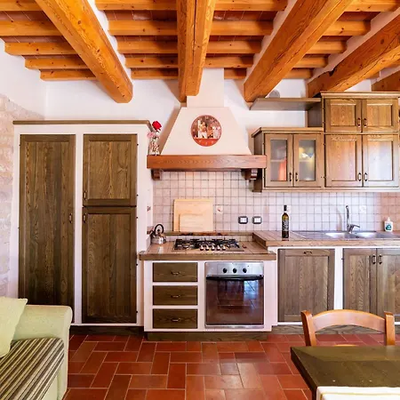 In A With 2 Swimming Pools * Cagli