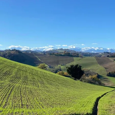 In A With 2 Swimming Pools Casa vacanze