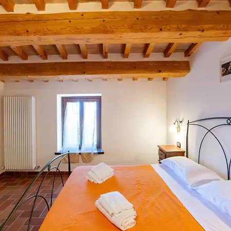 Casa vacanze In A With 2 Swimming Pools *