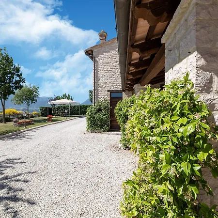 In A With 2 Swimming Pools Casa vacanze *